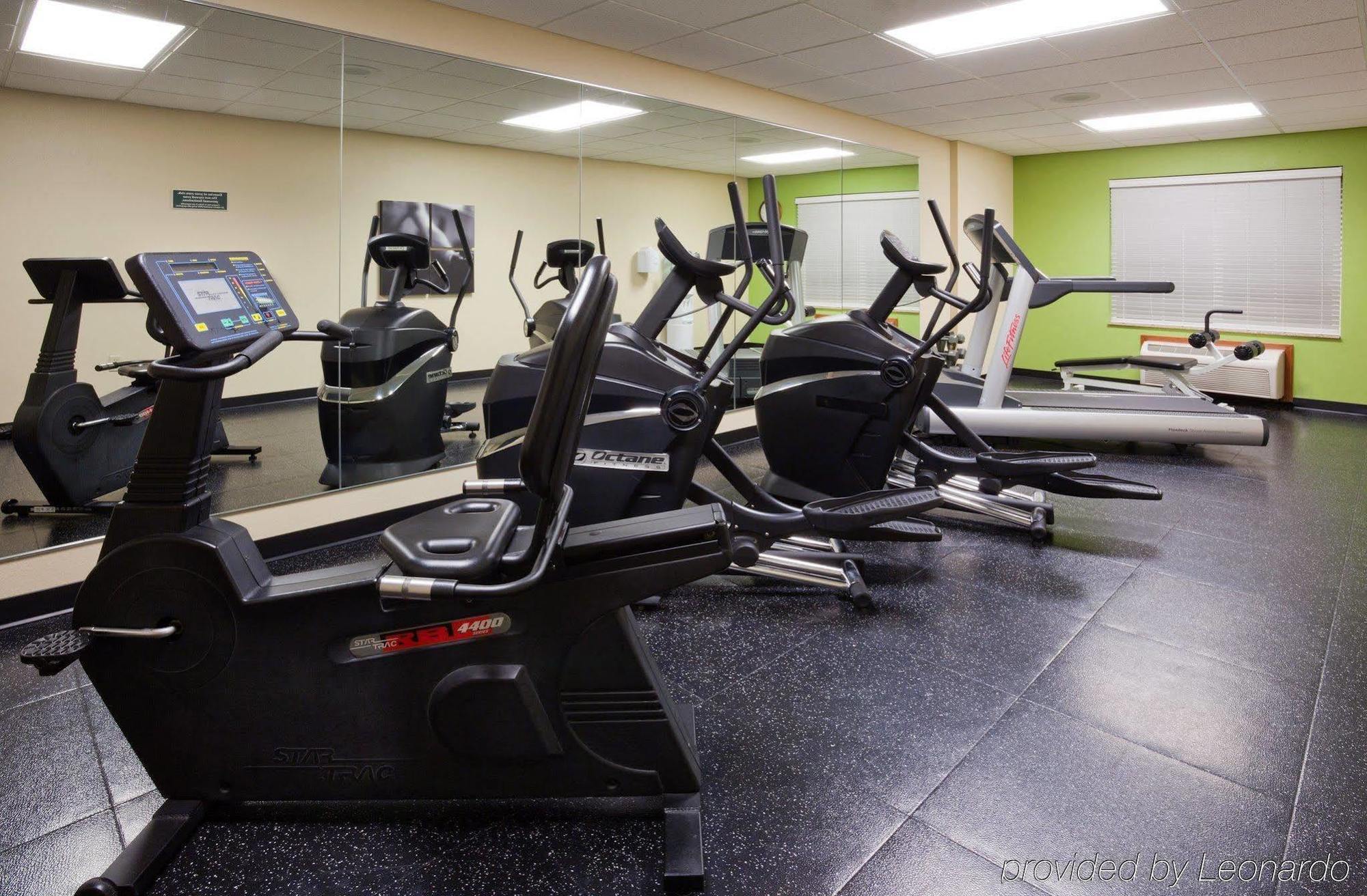 Comfort Inn & Suites St Paul Northeast Vadnais Heights Ngoại thất bức ảnh